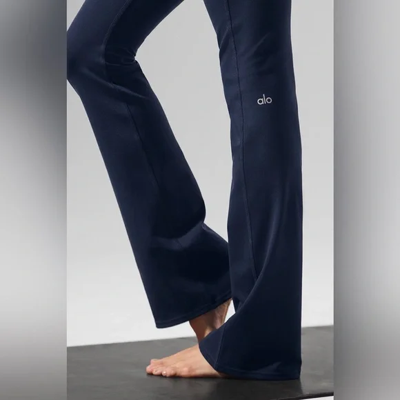 ALO Yoga Airbrush High-Waist Bootcut Flare Legging Navy Size XS - Picture 4 of 14